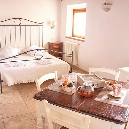 Casa Aurea Tre Posti Letto A 30 Metri Dal Mare Lägenhet San Vincenzo Exteriör bild