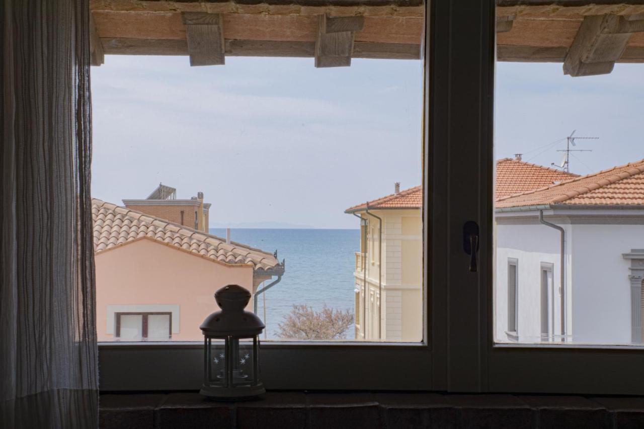 Casa Aurea Tre Posti Letto A 30 Metri Dal Mare Lägenhet San Vincenzo Exteriör bild